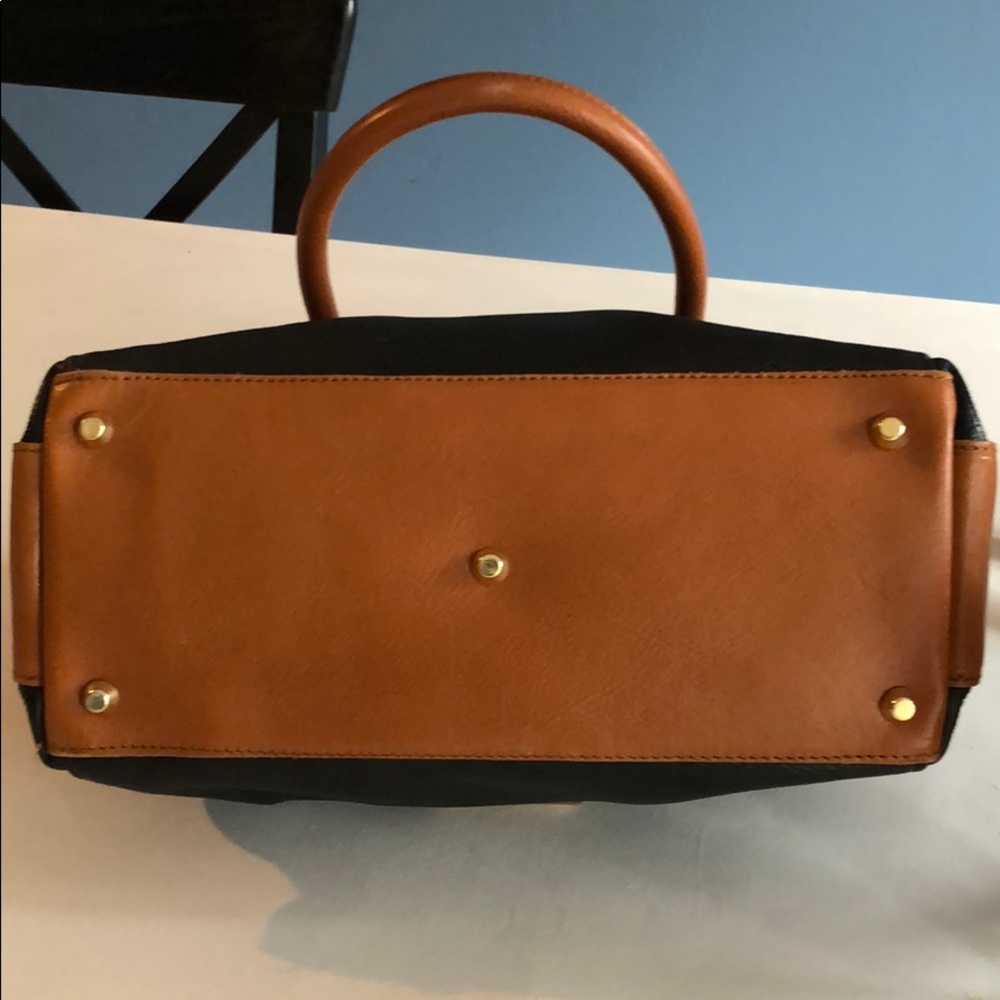 Valentina Italia Leather Handbag - Picture 6 of 8